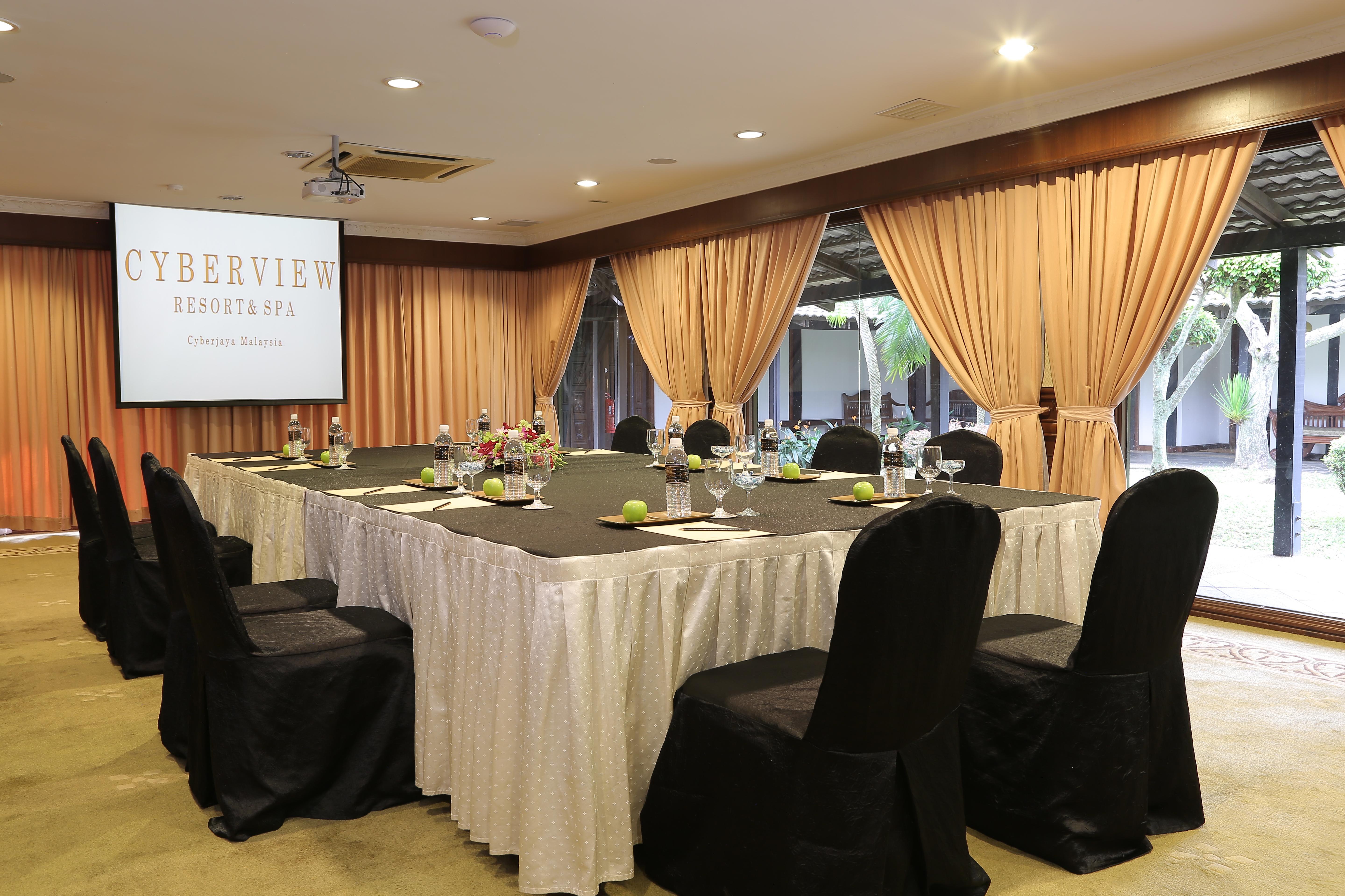 Cyberview Resort & Spa Cyberjaya Exterior photo Cyberview's meeting room