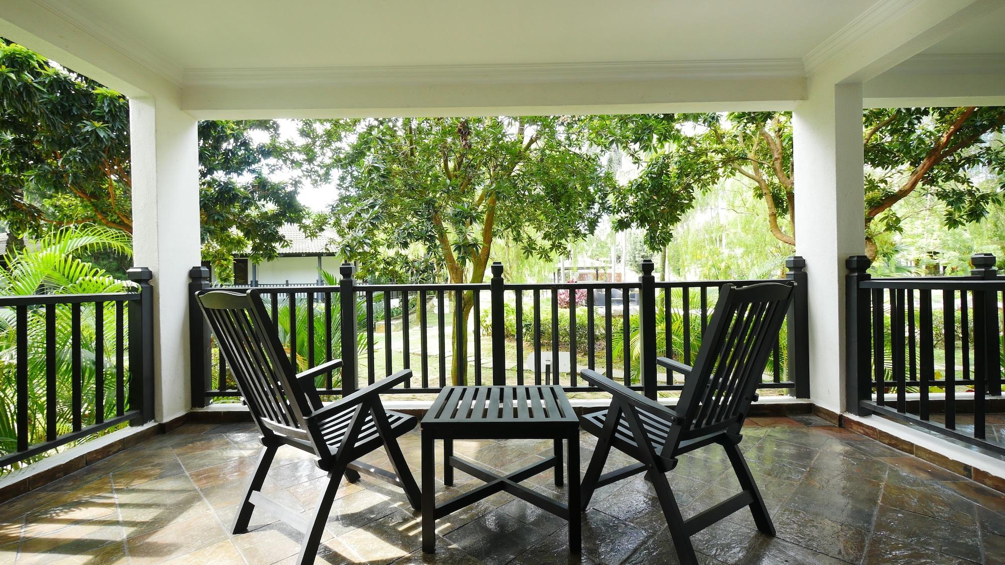 Cyberview Resort & Spa Cyberjaya Exterior photo A veranda in Malaysia
